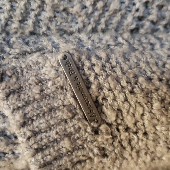 A&F long knit cardigan sweater - Picture 3 of 9